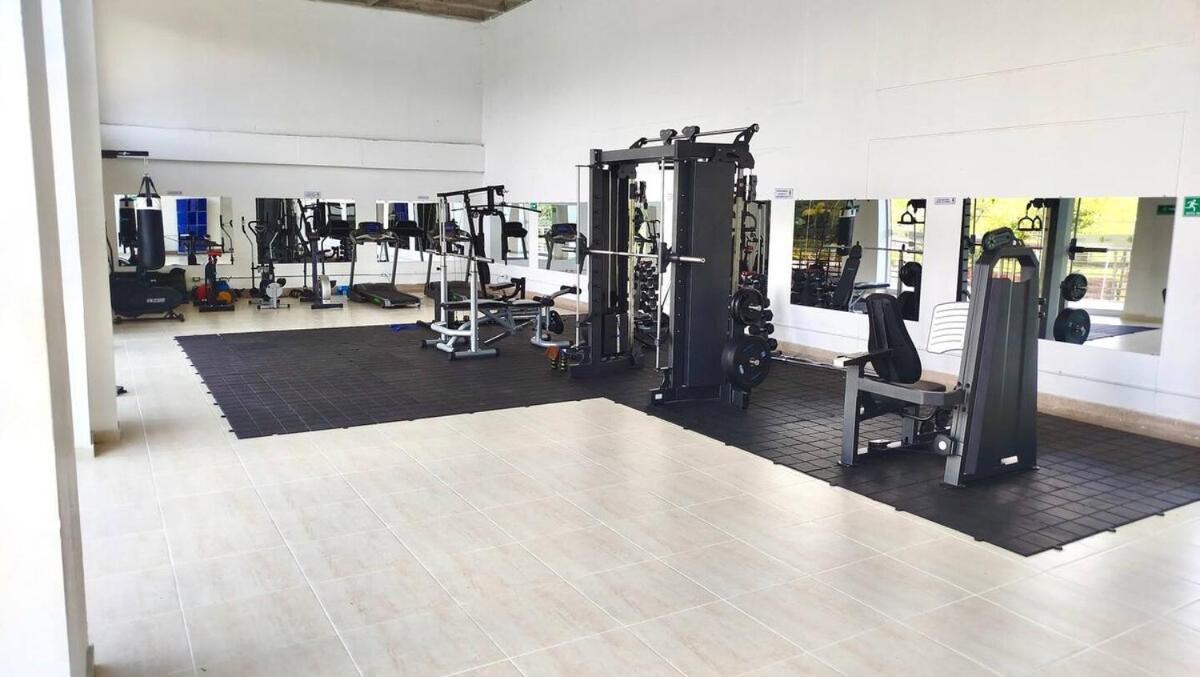 Hermoso Y Amplio Apartamento Cerca Del Parque Deportivo Ibagué Екстериор снимка