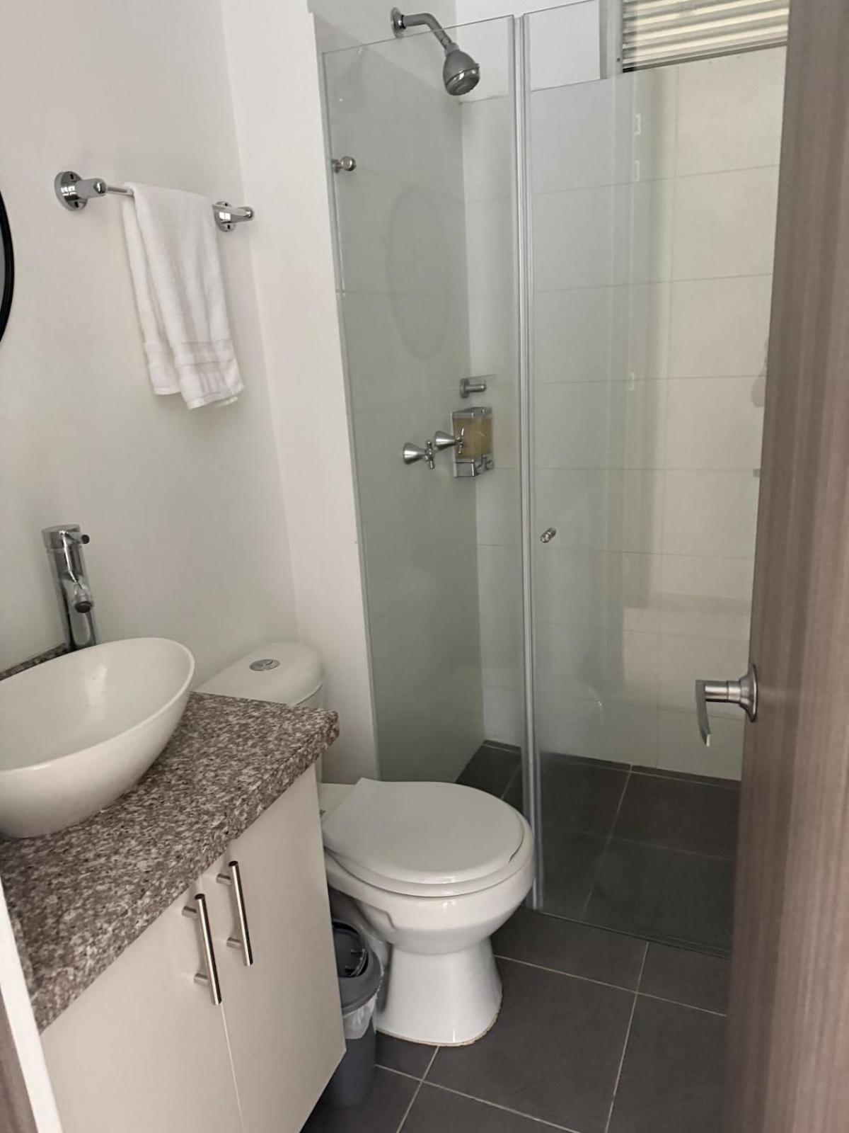 Hermoso Y Amplio Apartamento Cerca Del Parque Deportivo Ibagué Екстериор снимка