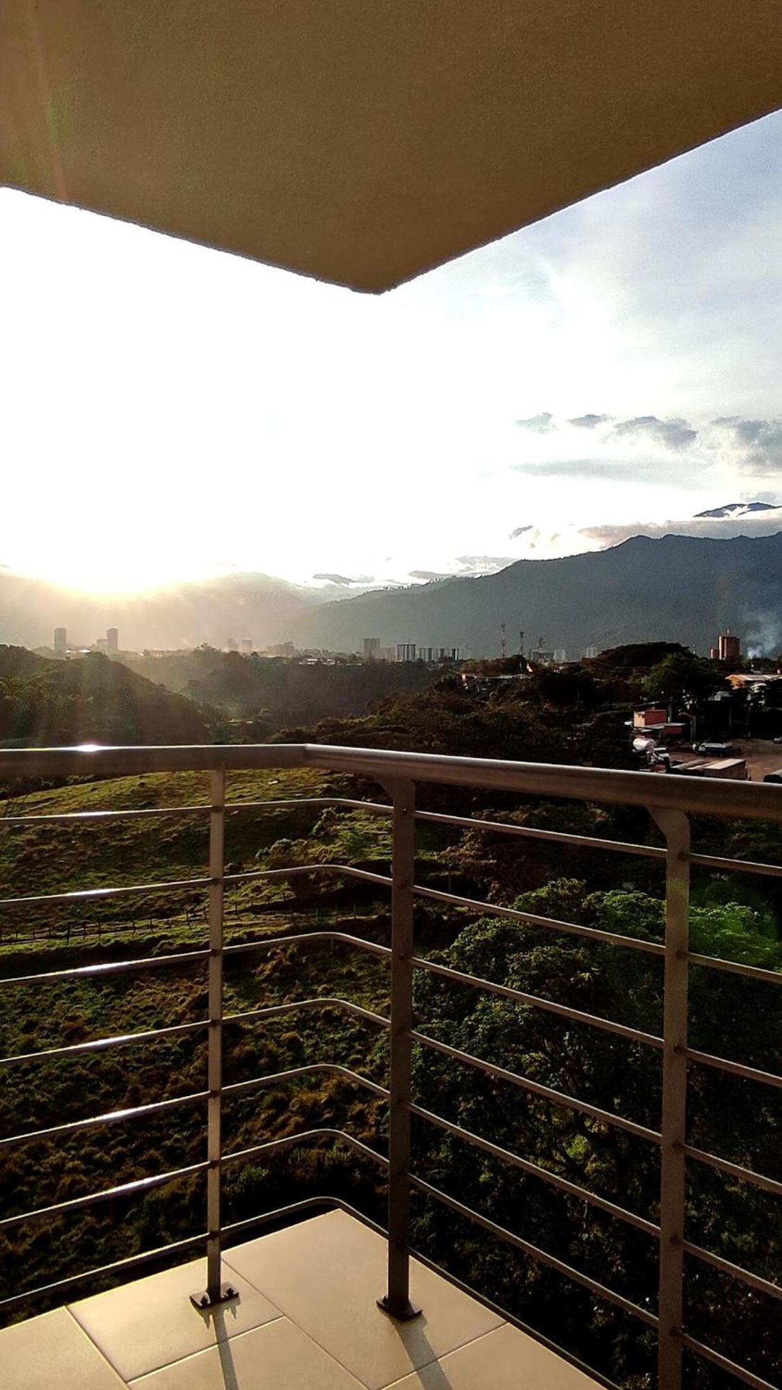 Hermoso Y Amplio Apartamento Cerca Del Parque Deportivo Ibagué Екстериор снимка